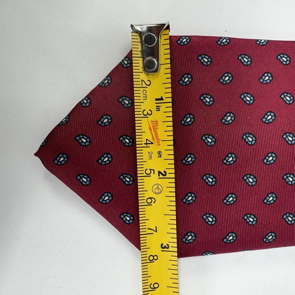 Vintage MARSHALL FIELD's Geometric Printed Dark Red‎ USA made 100% Silk Tie